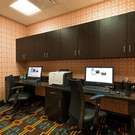 Hampton Inn & Suites קלארקסוויל מראה חיצוני תמונה