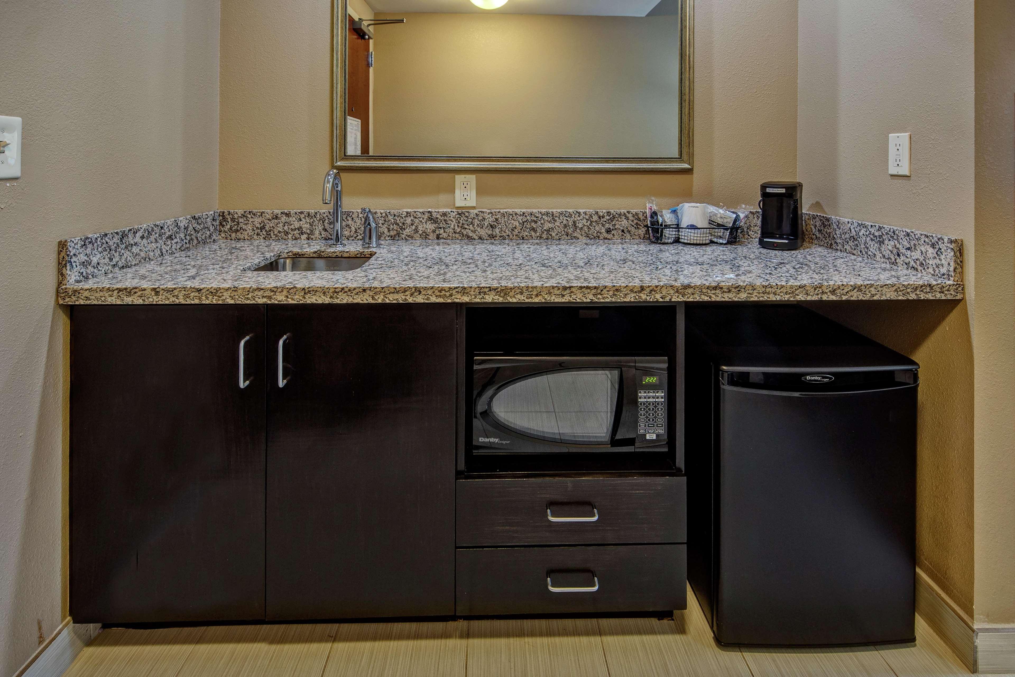 Hampton Inn & Suites קלארקסוויל מראה חיצוני תמונה
