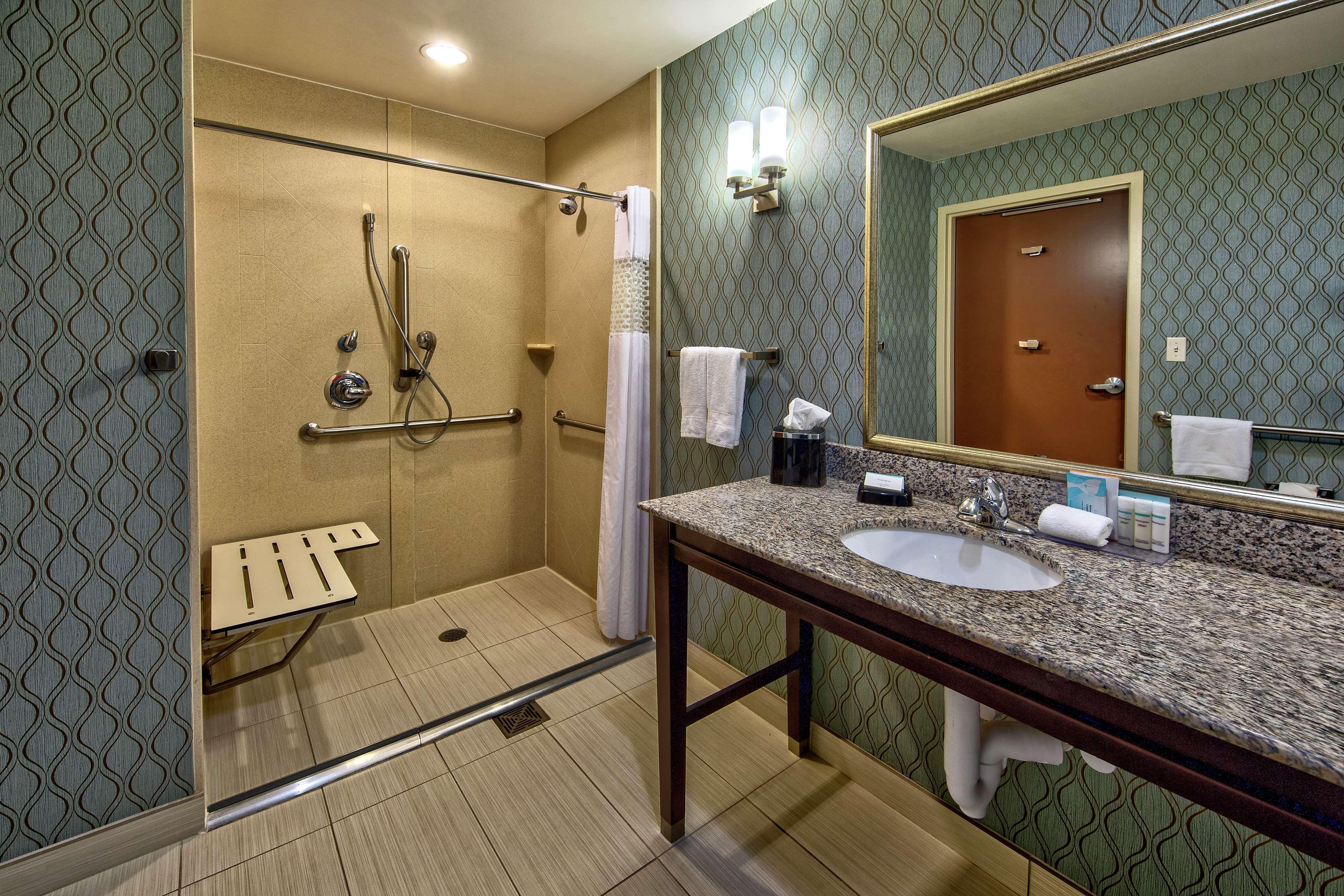 Hampton Inn & Suites קלארקסוויל מראה חיצוני תמונה