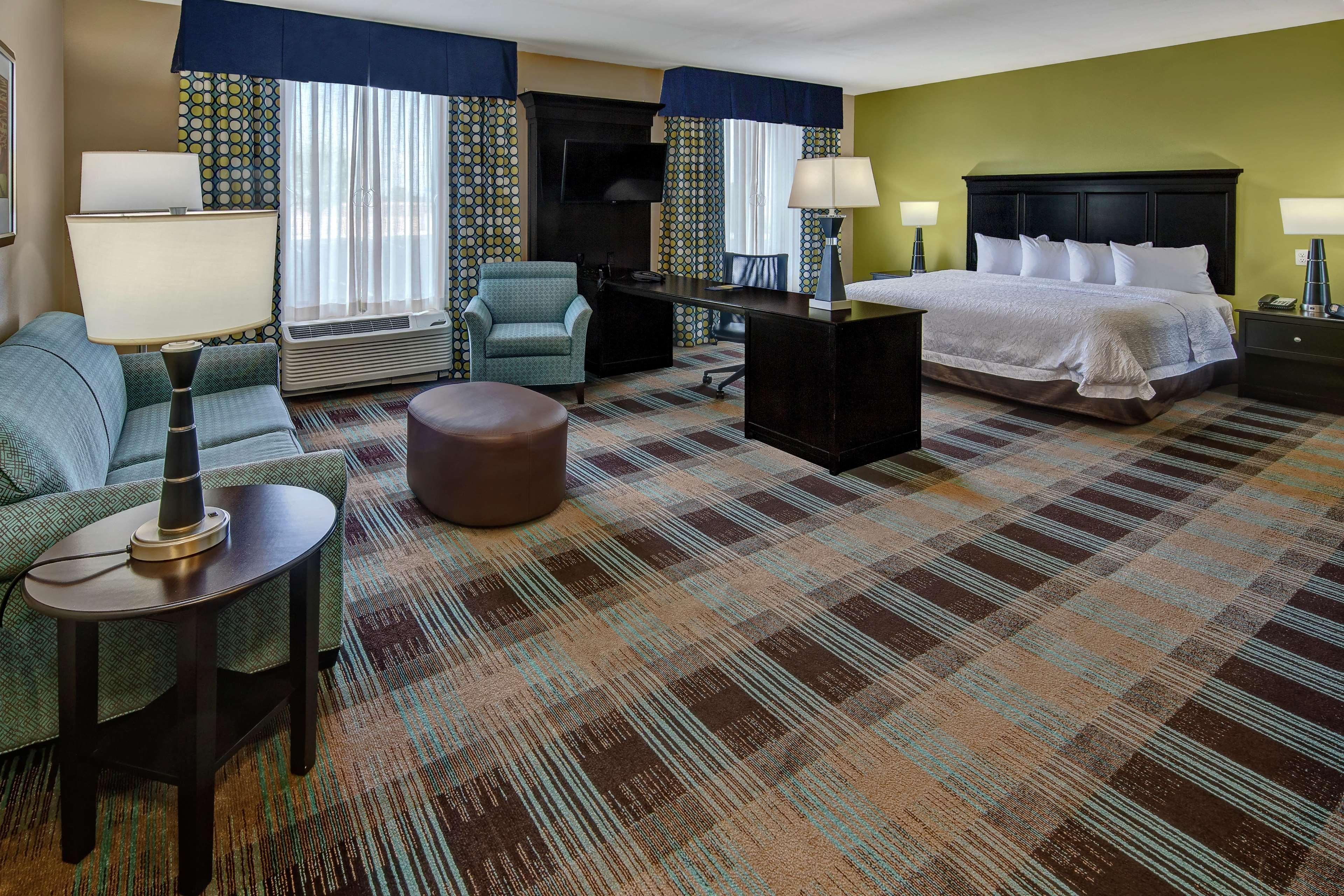Hampton Inn & Suites קלארקסוויל מראה חיצוני תמונה