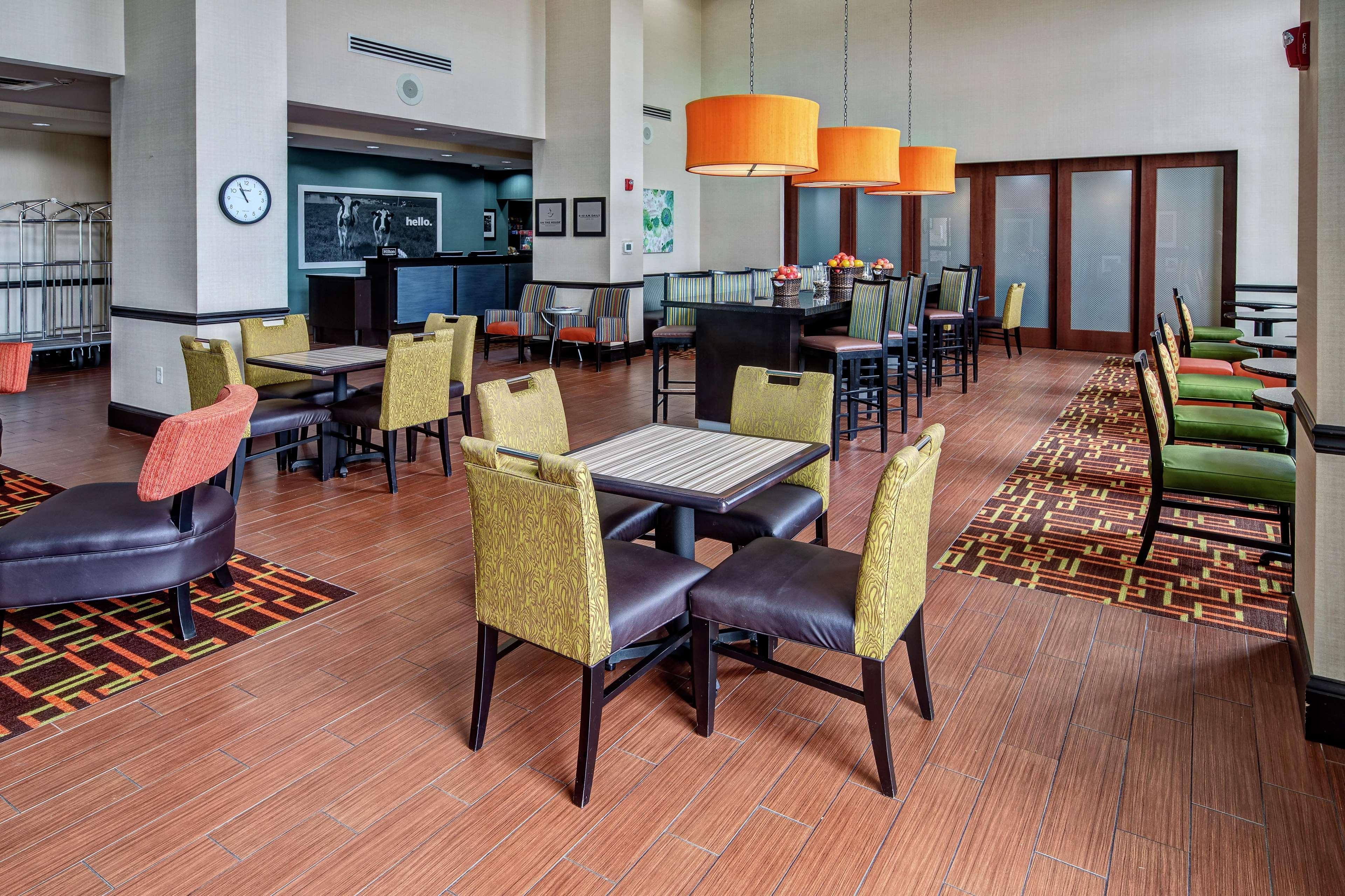 Hampton Inn & Suites קלארקסוויל מראה חיצוני תמונה