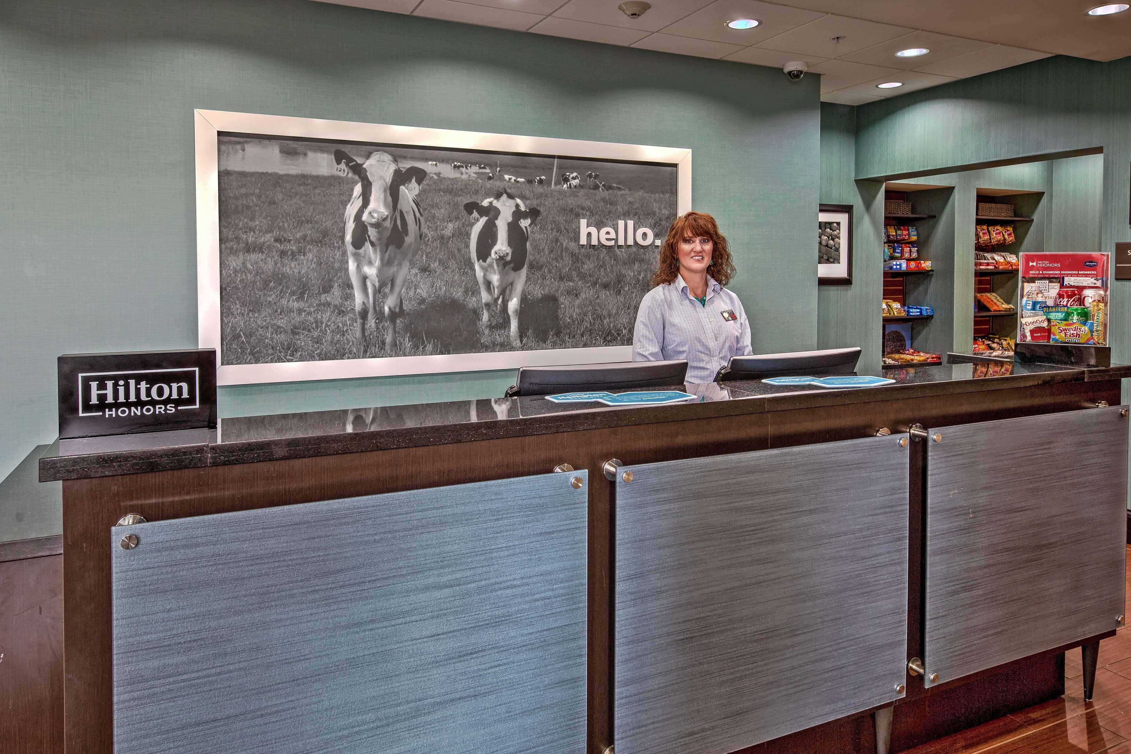 Hampton Inn & Suites קלארקסוויל מראה חיצוני תמונה