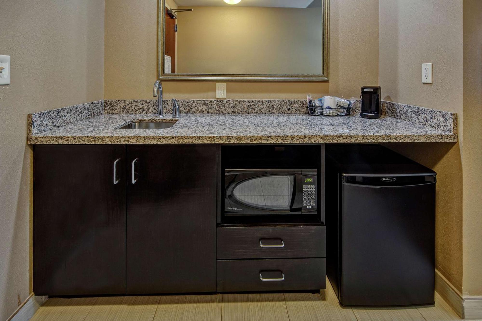 Hampton Inn & Suites קלארקסוויל מראה חיצוני תמונה