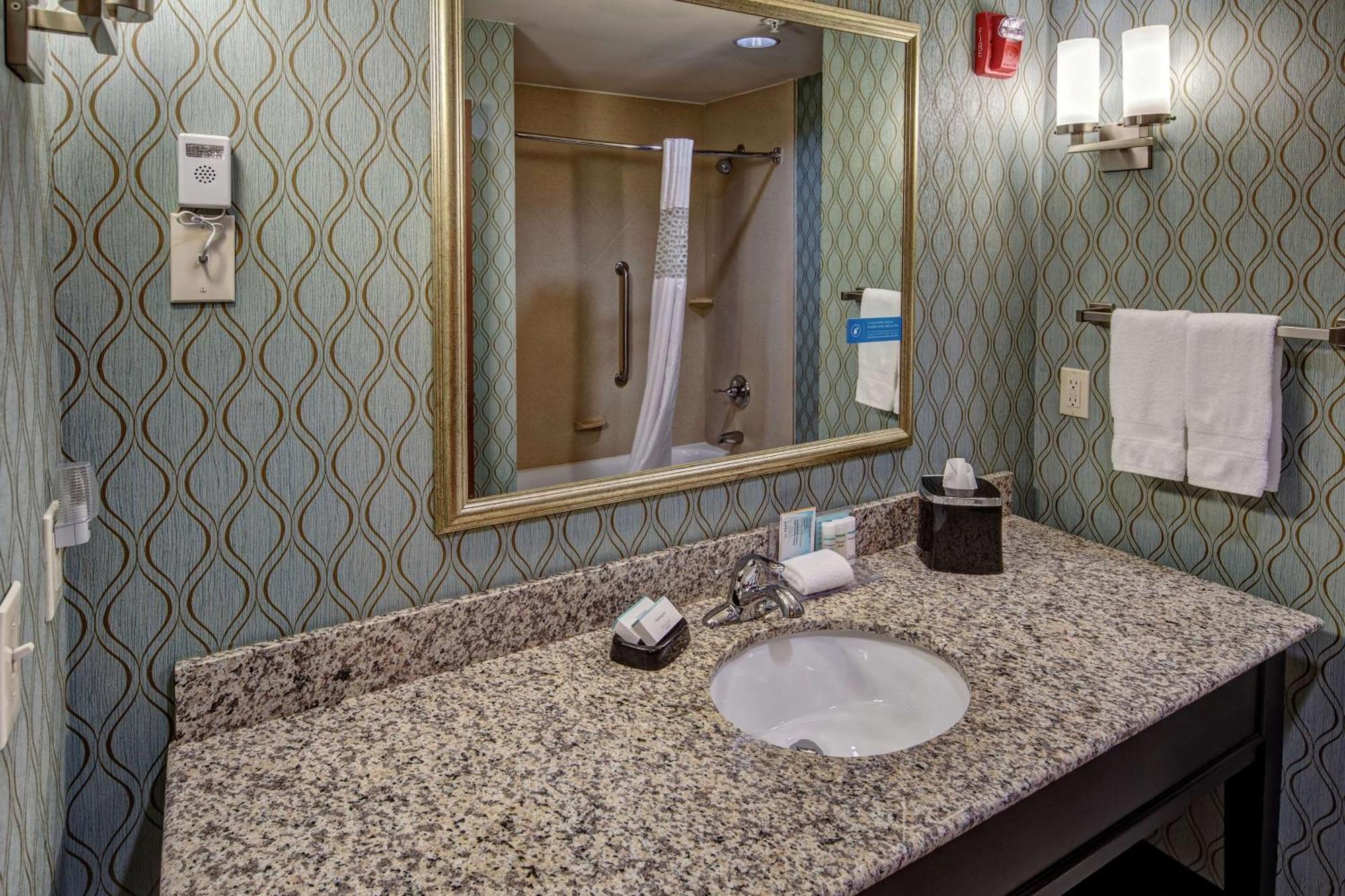 Hampton Inn & Suites קלארקסוויל מראה חיצוני תמונה